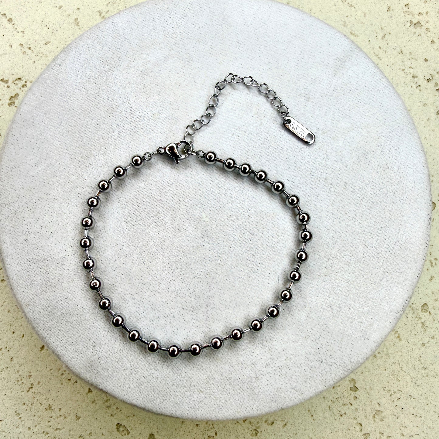 Apyrankė ‘Bubble Silver’