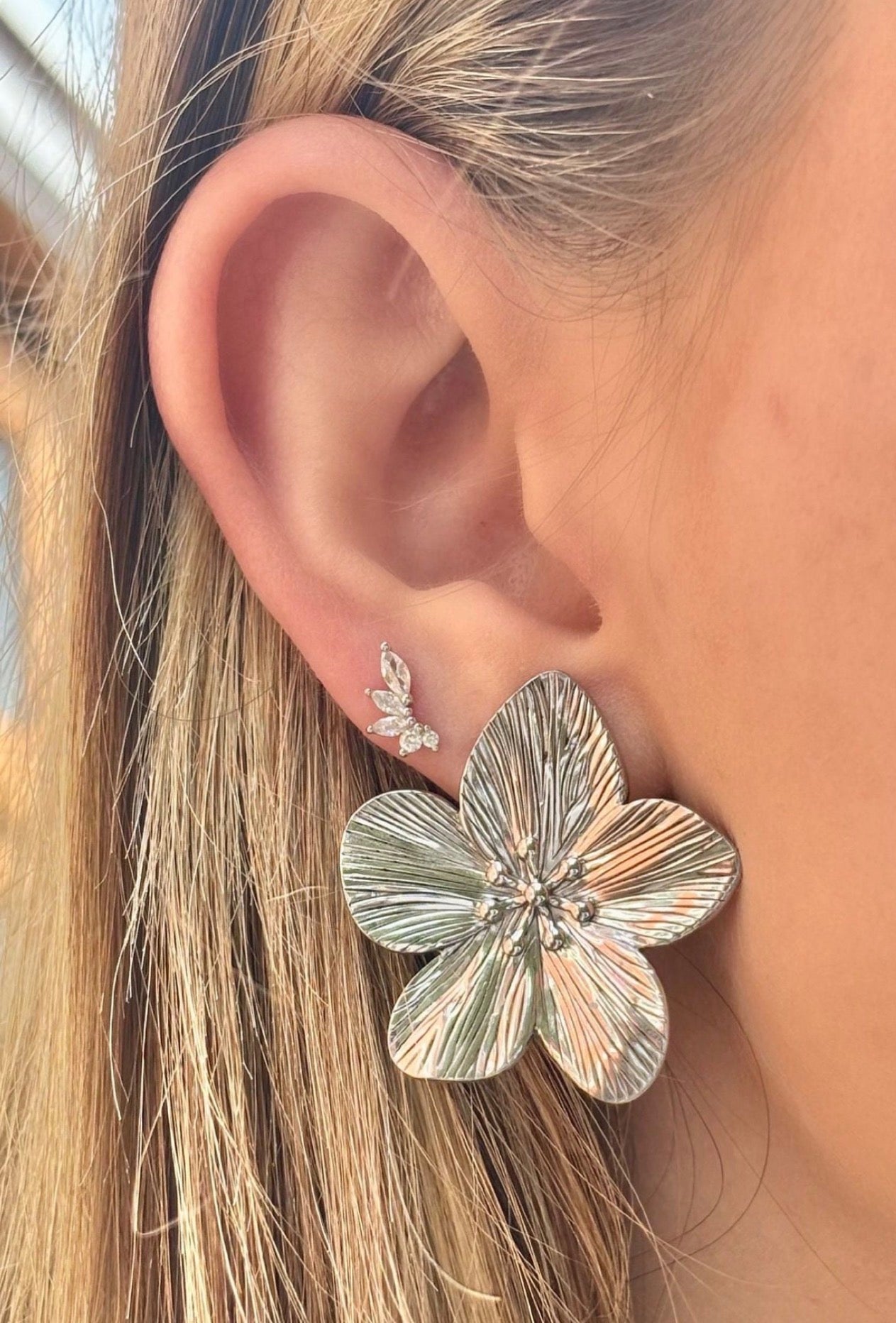 Auskarai ‘Flower Silver L’