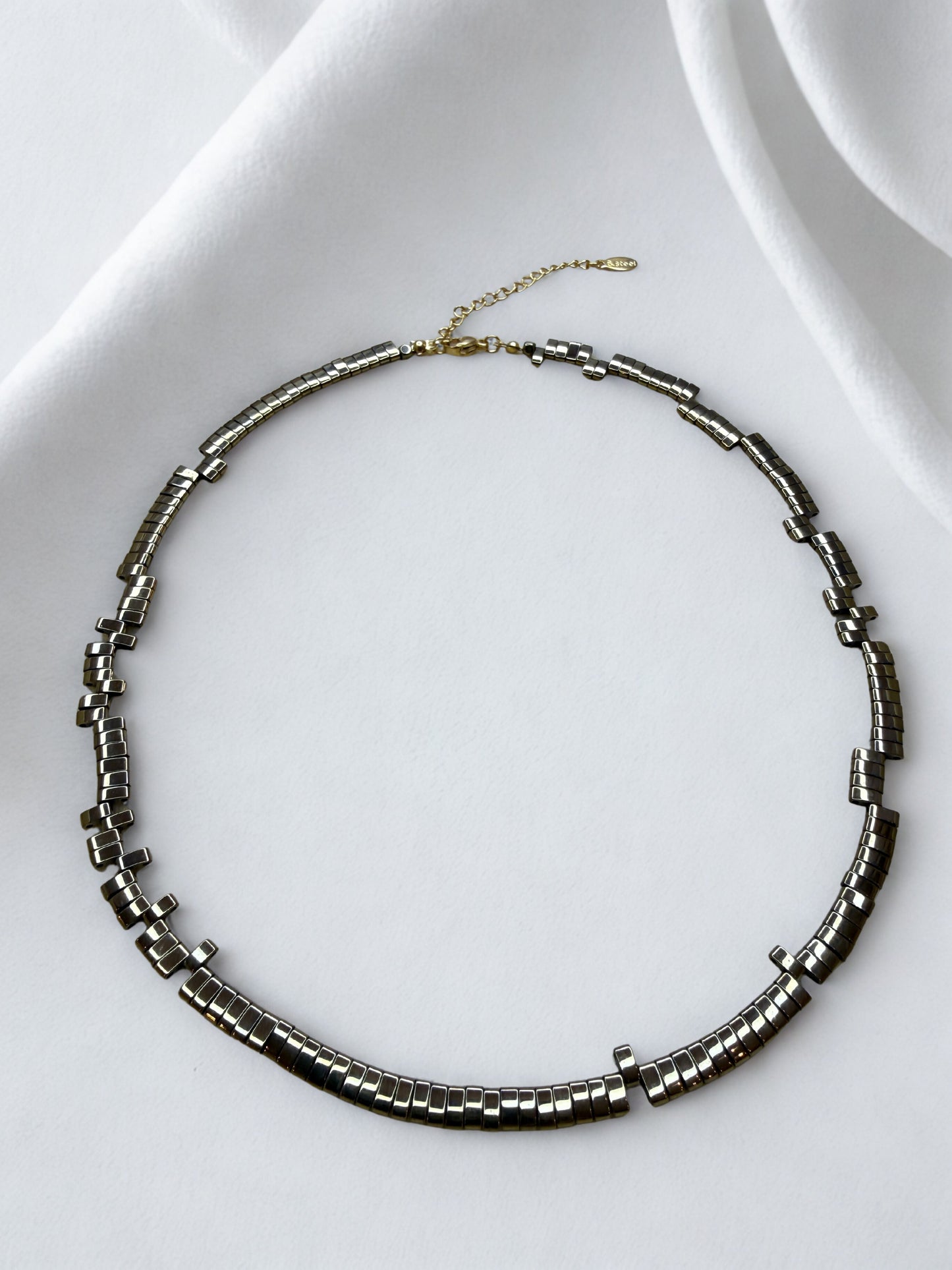 Vėrinys ‘Warm Line’