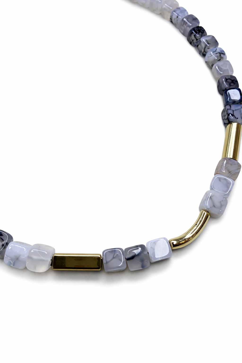 Vėrinys ‘Calm Cube’