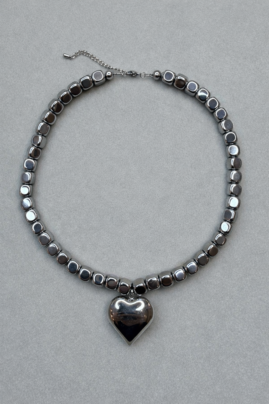 Koljė ‘Silver Heart’